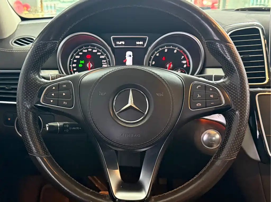 Mercedes-Benz GLS 2017 GLS 400 4MATIC