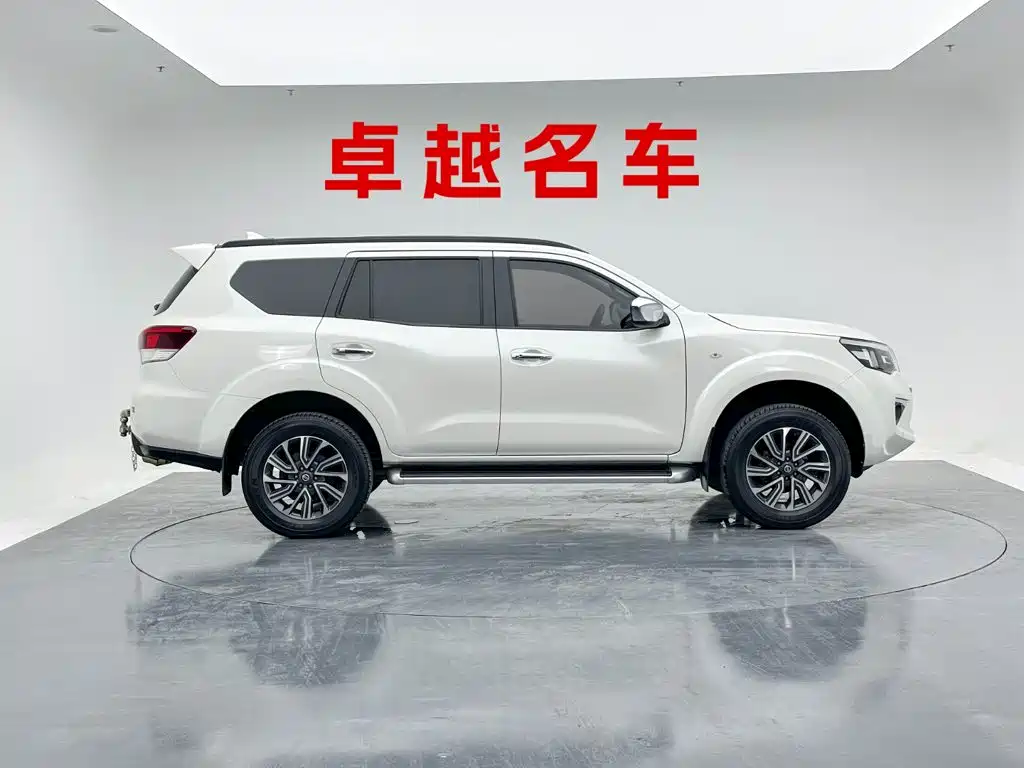 Nissan Terra — миниатюра 7