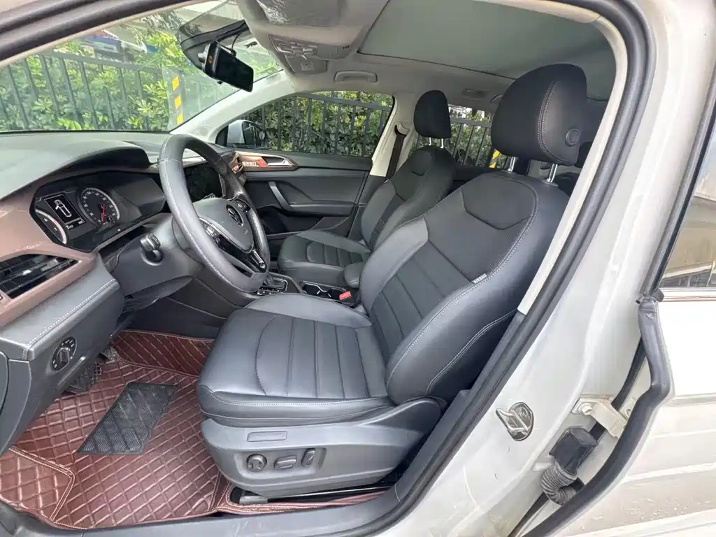 Volkswagen Tharu — миниатюра 3