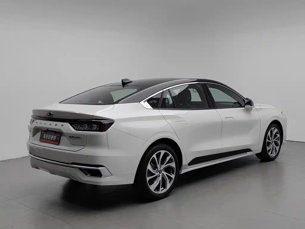 Ford Mondeo — миниатюра 2