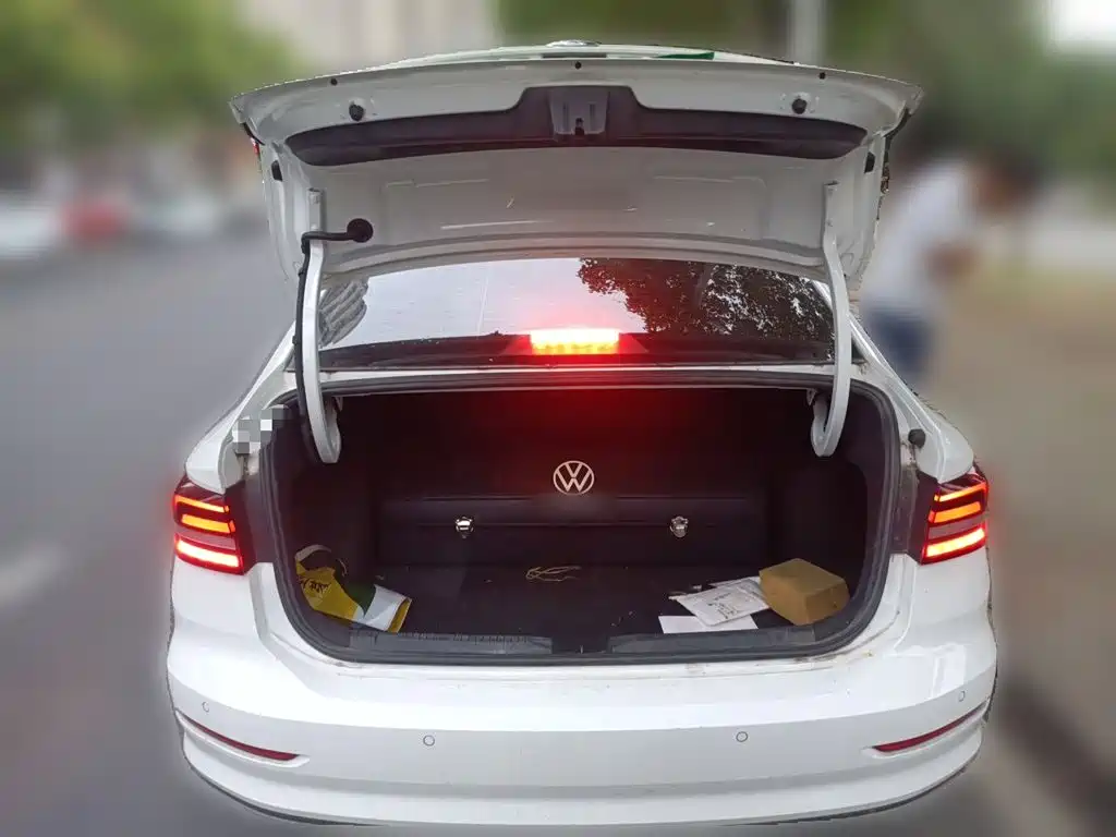 Volkswagen Lavida — миниатюра 15