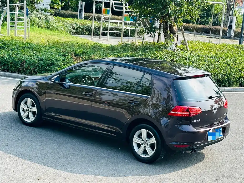 Volkswagen Golf — миниатюра 5