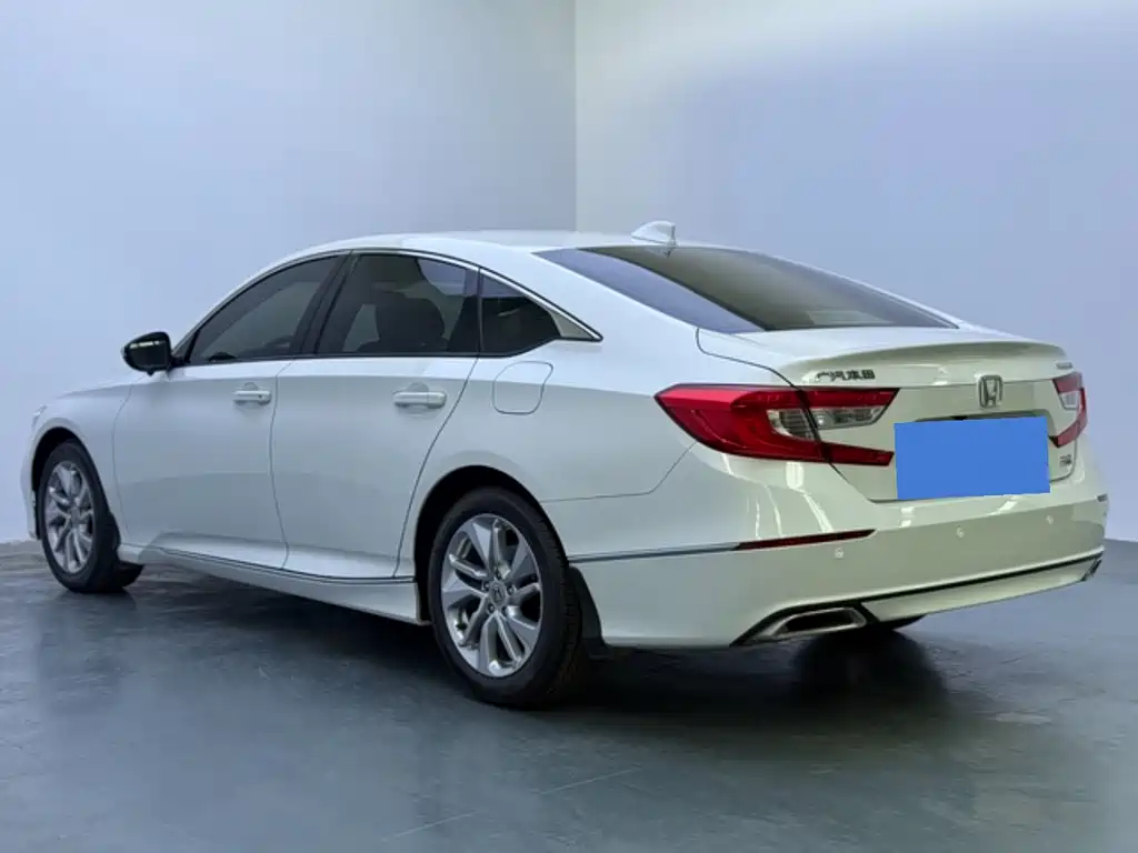Honda Accord — миниатюра 4