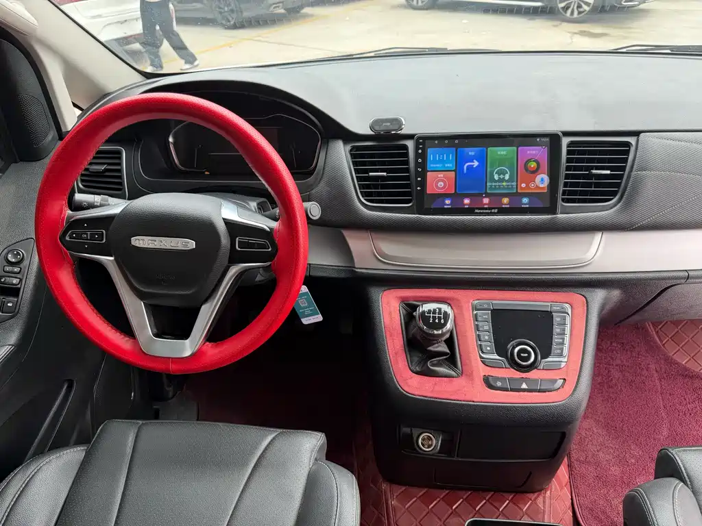 Maxus G10 2023 2.0T MT 7 мест