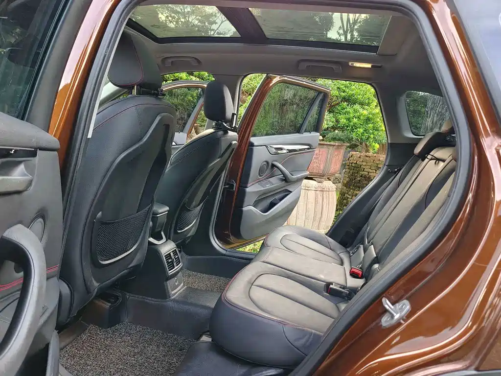 BMW X1 — миниатюра 7