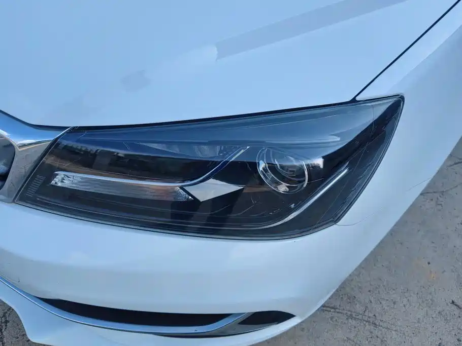 Geely Emgrand — миниатюра 5