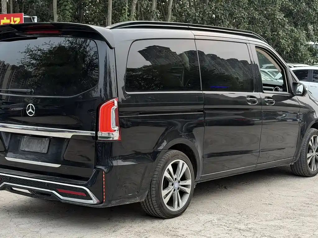Mercedes-Benz V-Class — миниатюра 3