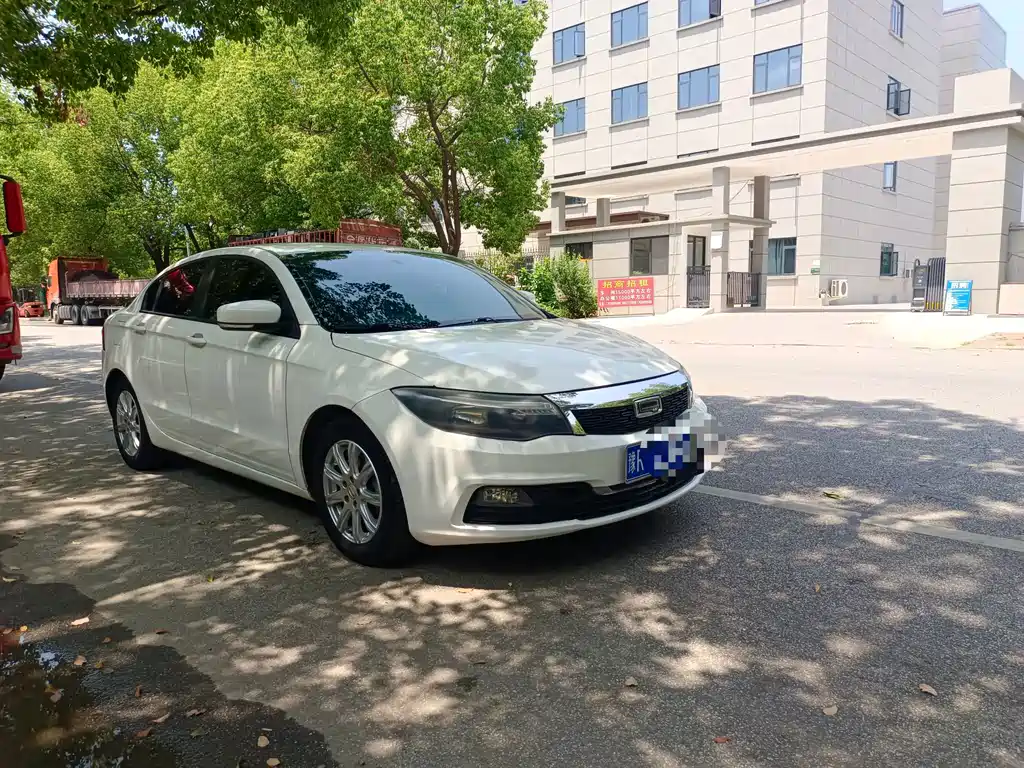 Qoros Qoros 3 — миниатюра 2