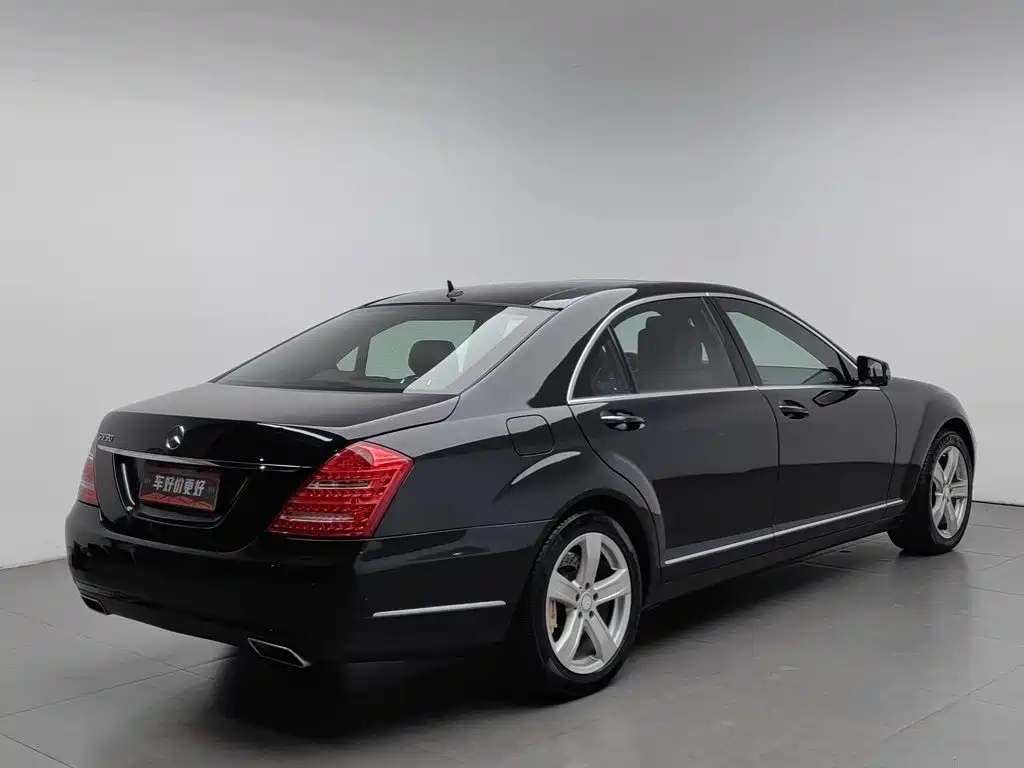 Mercedes-Benz S-Class — миниатюра 2