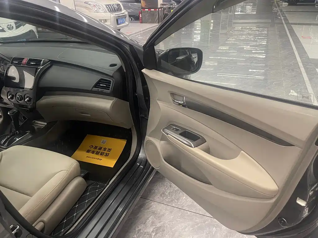 Honda City Classic — миниатюра 13