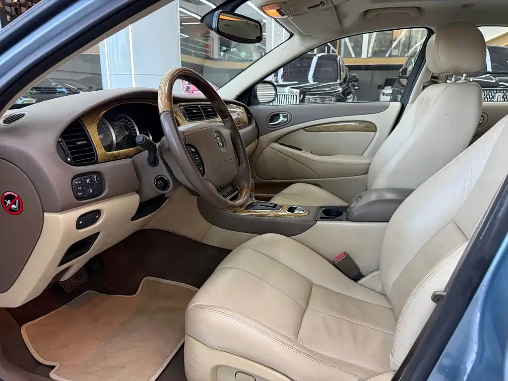 Jaguar S-TYPE — миниатюра 4