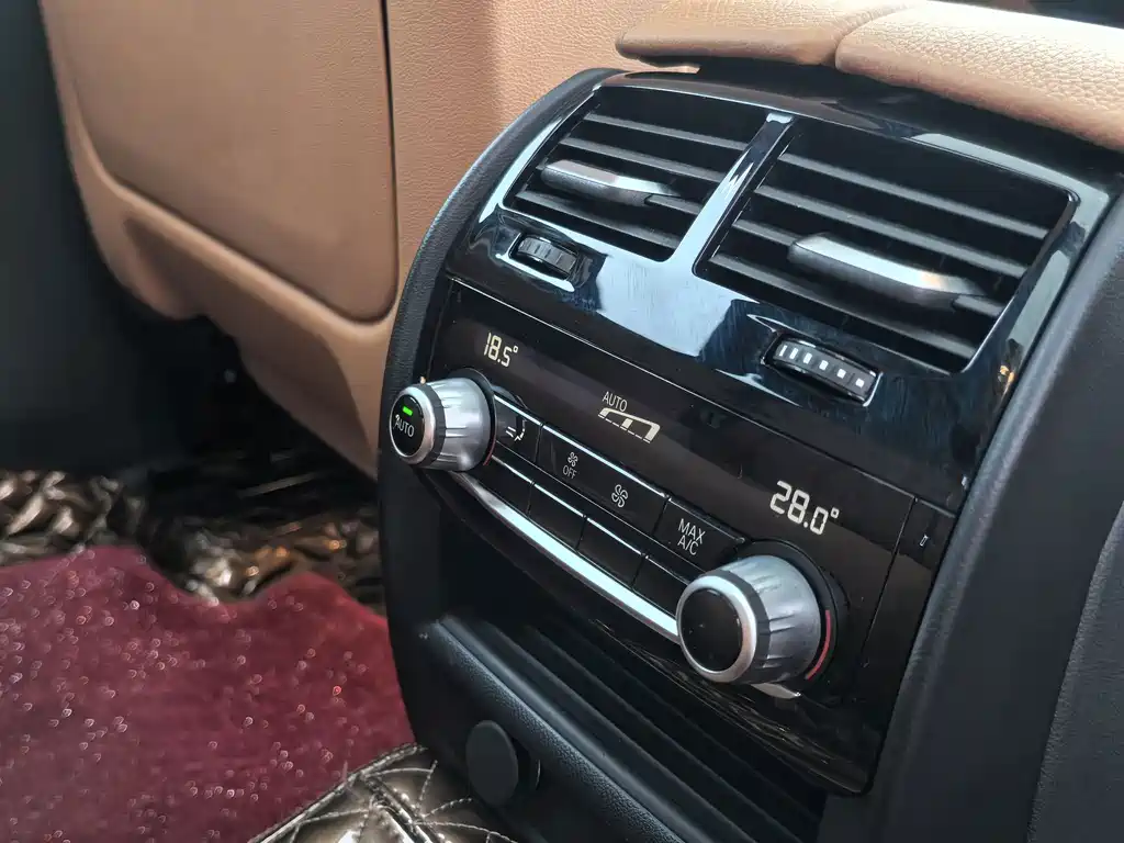 BMW 6 Series GT — миниатюра 16