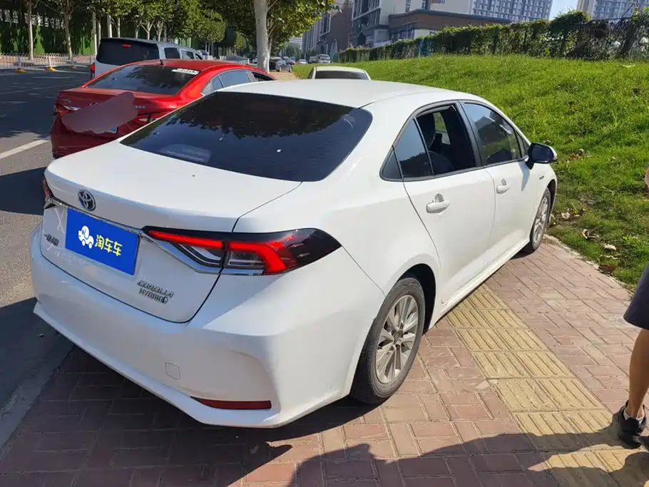 Toyota Corolla — миниатюра 3