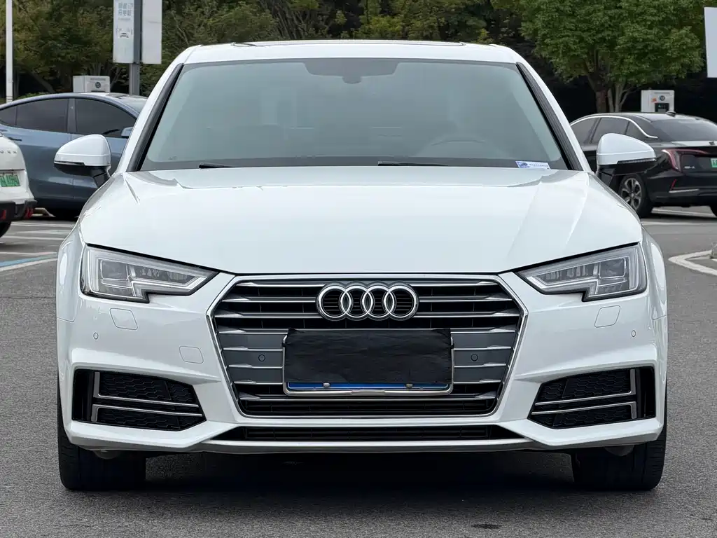 Audi A4L — миниатюра 2