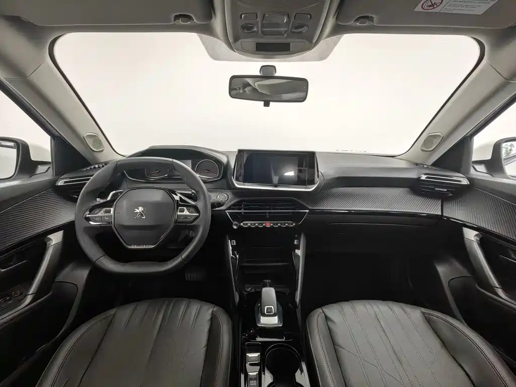 Peugeot 2008 — миниатюра 5