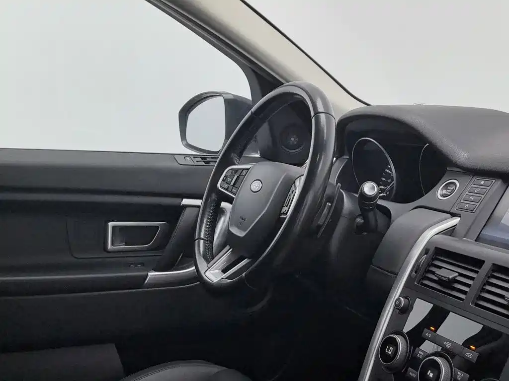 Land Rover Discovery Sport — миниатюра 22