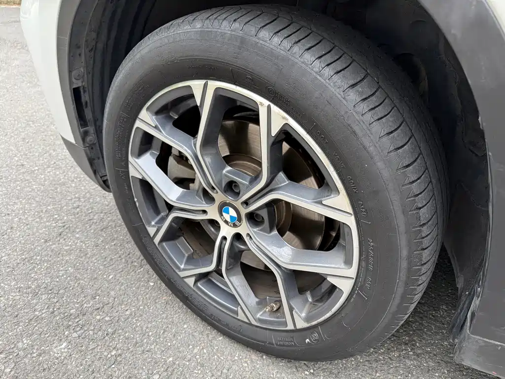 BMW X1 — миниатюра 10