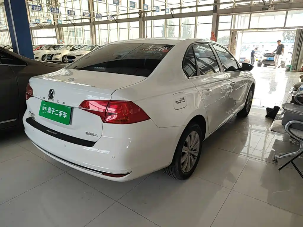 Volkswagen Bora — миниатюра 5