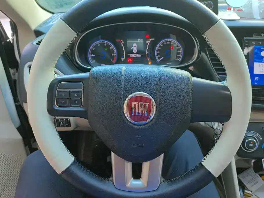 Fiat Viaggio — миниатюра 15