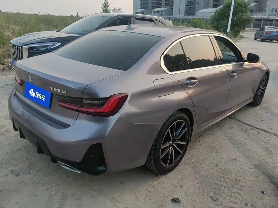 BMW 3 Series — миниатюра 3