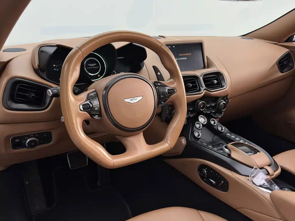 Aston Martin V8 Vantage — миниатюра 18