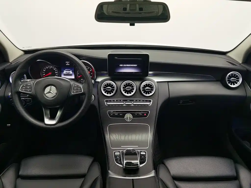 Mercedes-Benz C-Class — миниатюра 5