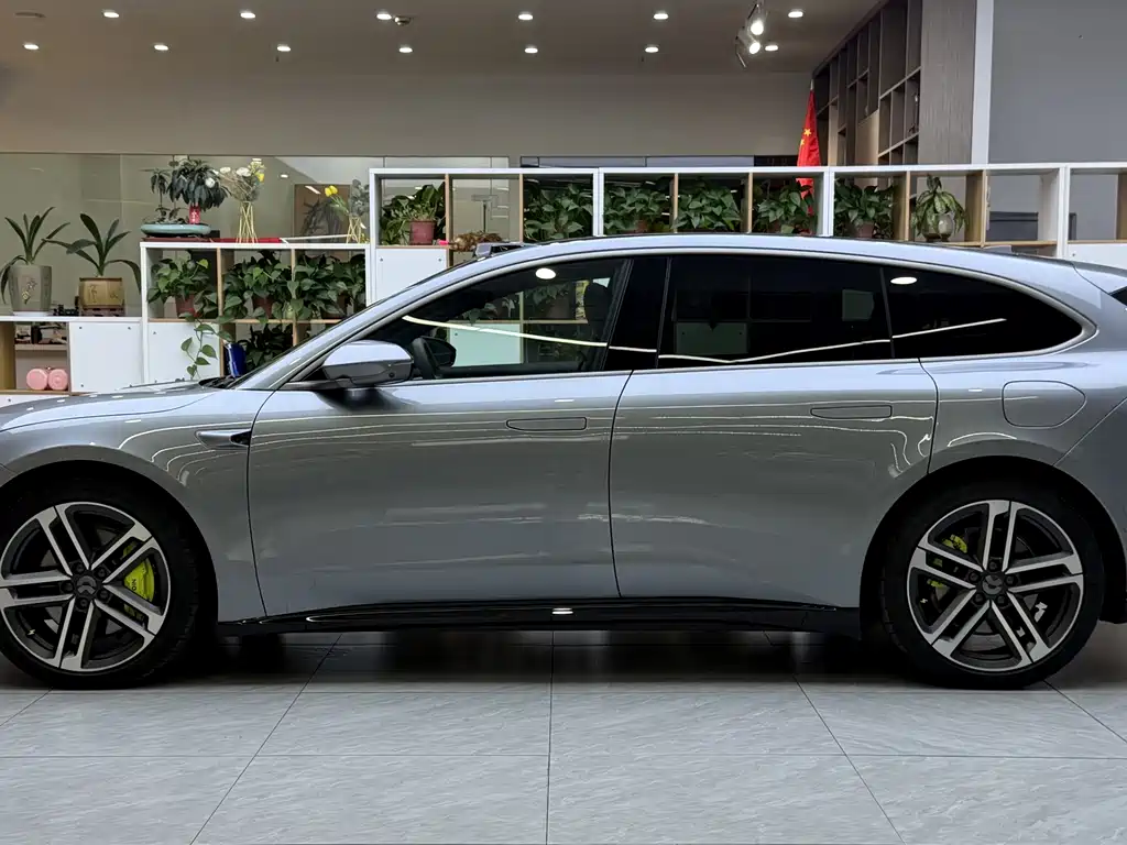 NIO ET5T — миниатюра 3