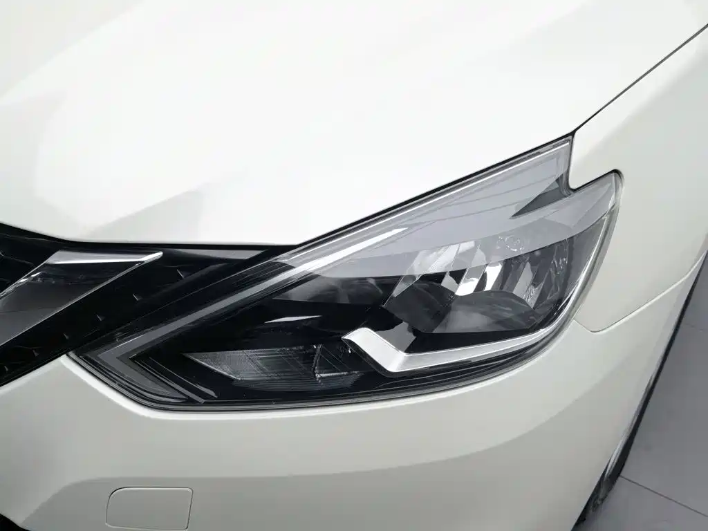 Nissan Sylphy — миниатюра 7