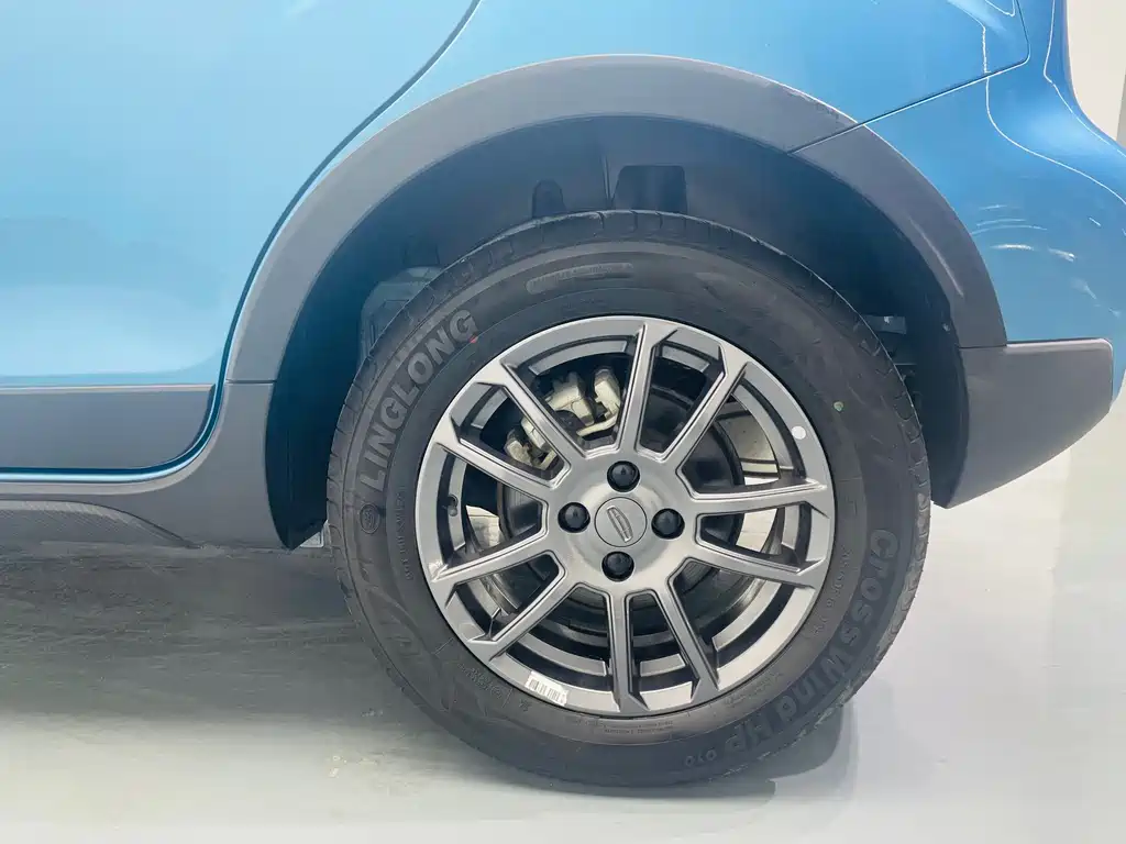 GEELY AUTOMOBILE VISION X3