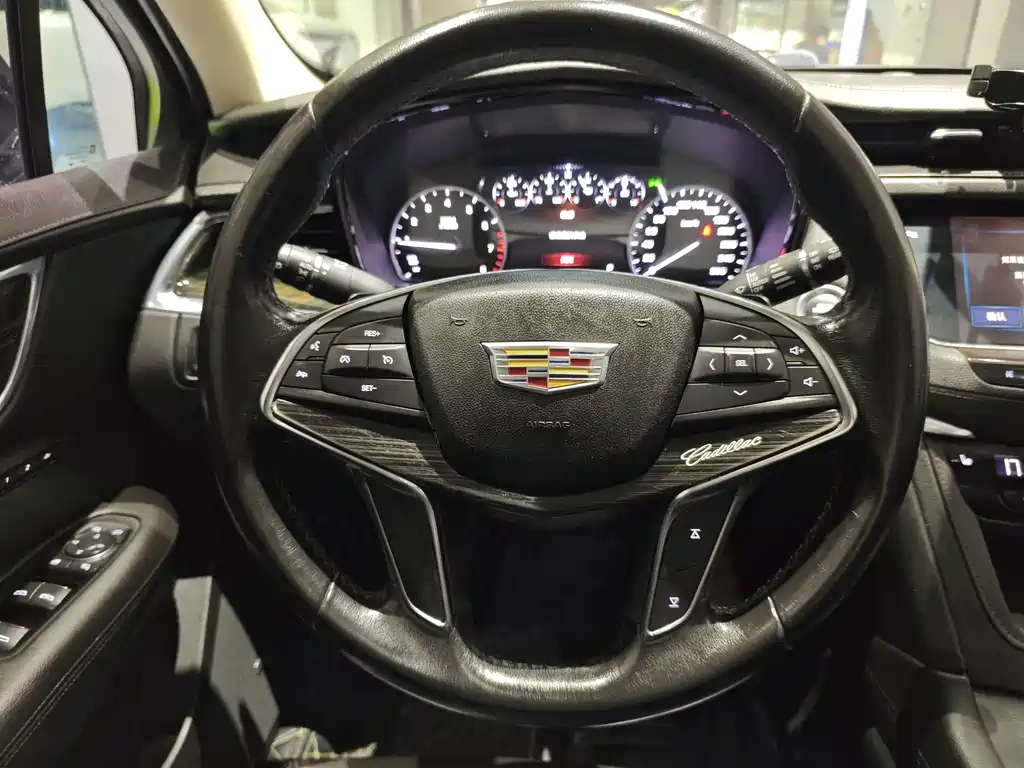 Cadillac XT5 — миниатюра 14