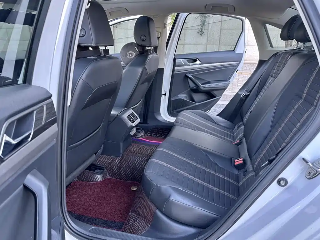 Volkswagen Lavida — миниатюра 10