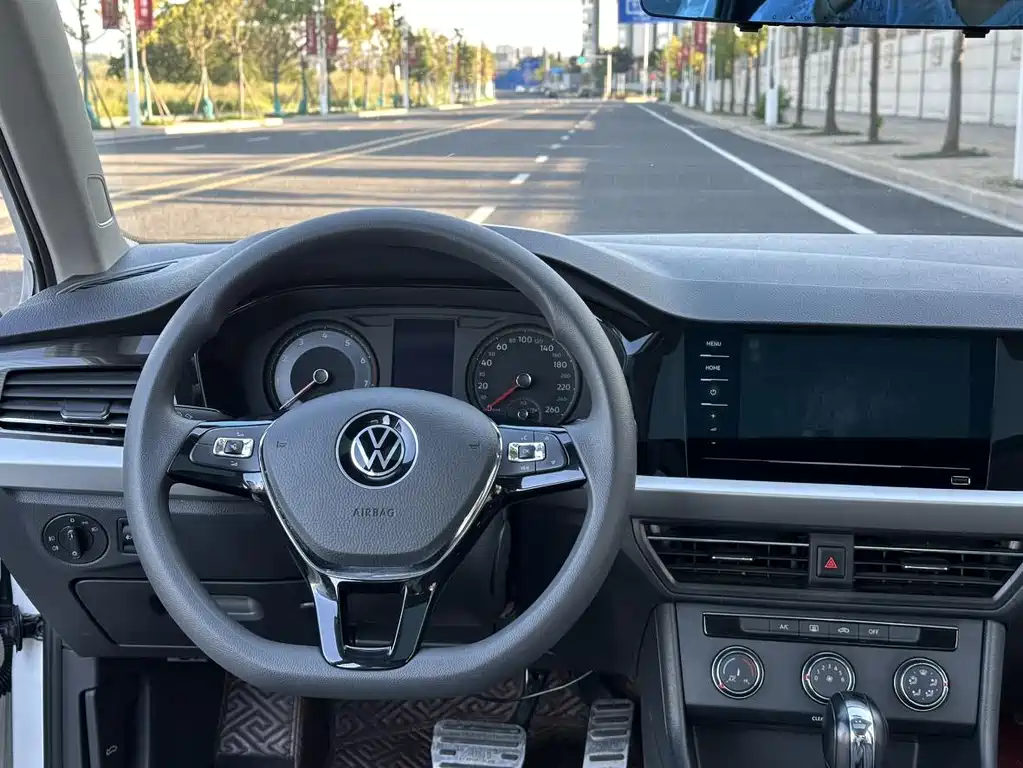 Volkswagen Lavida — миниатюра 15