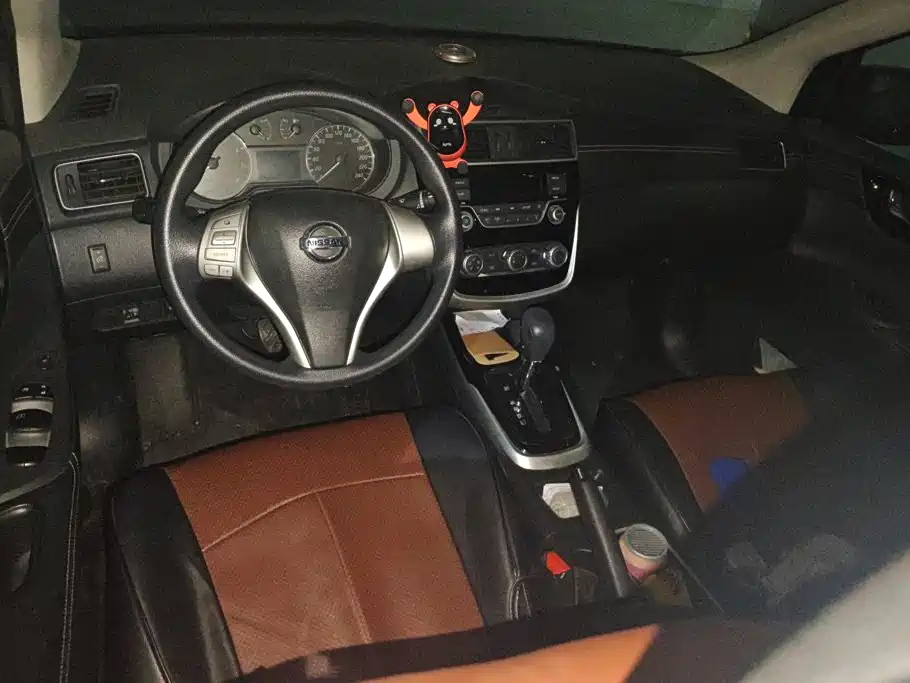 Nissan Tiida — миниатюра 12
