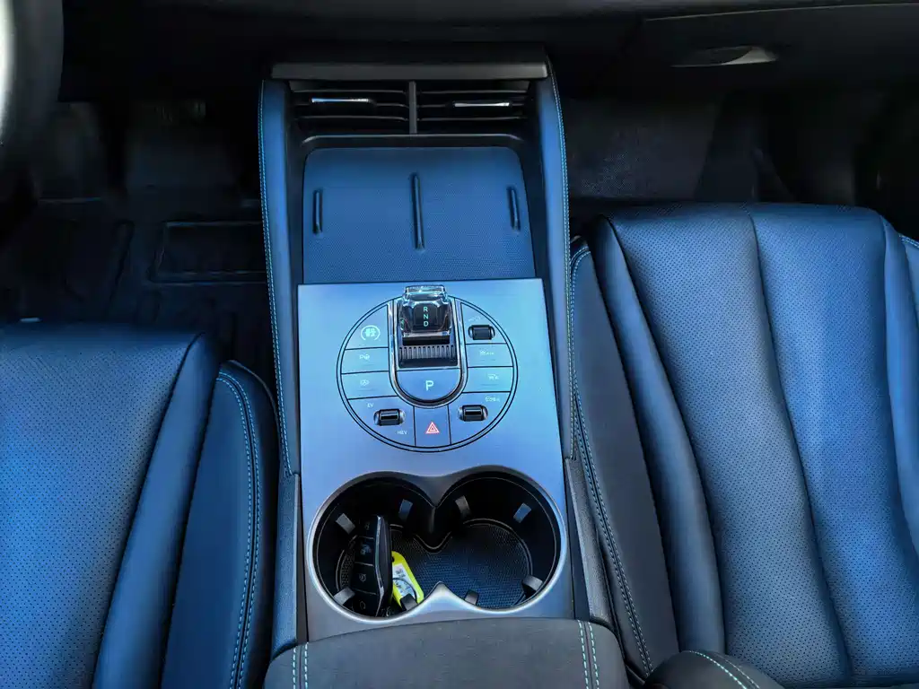 BYD Seal 06 — миниатюра 10