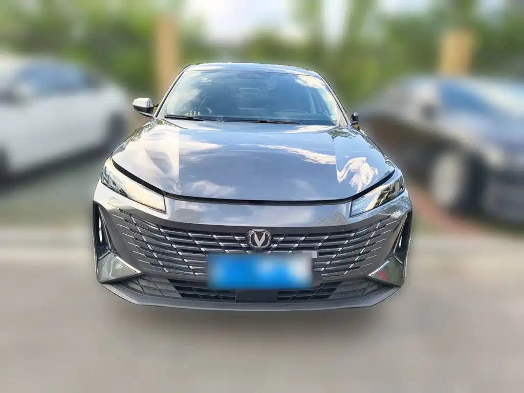 Changan Eado — миниатюра 2