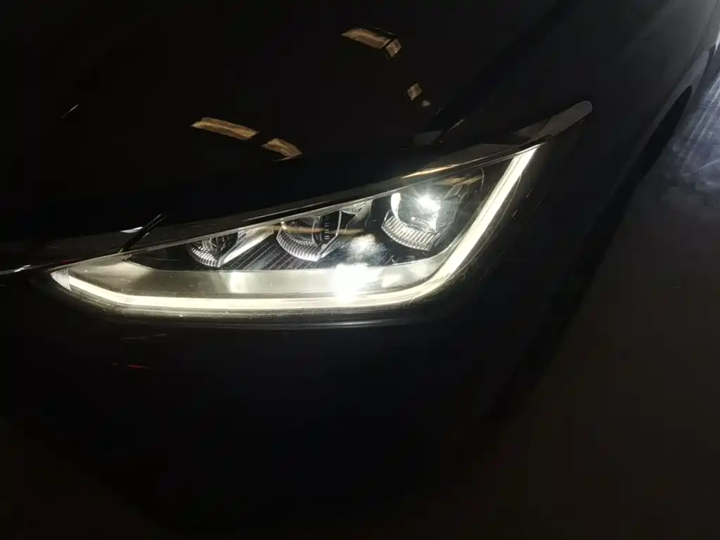 BYD e2 — миниатюра 24