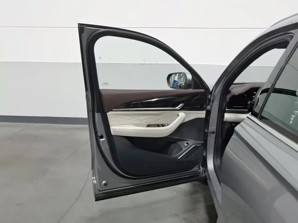 Geely Xingyue L — миниатюра 8