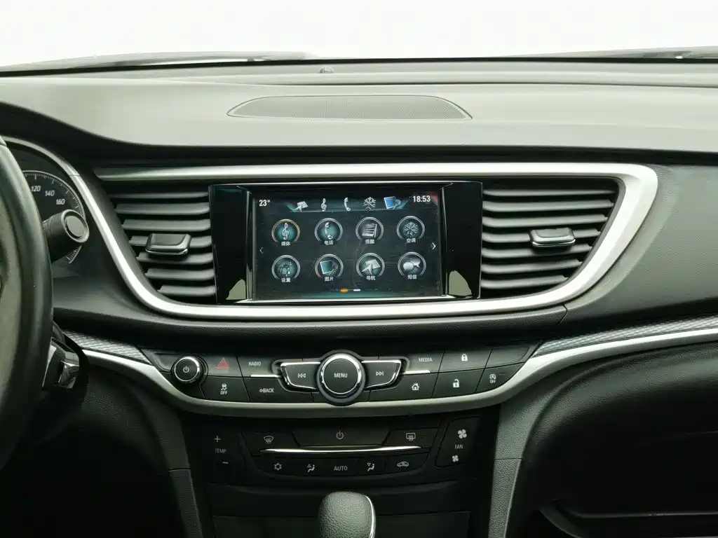 Buick Excelle — миниатюра 12