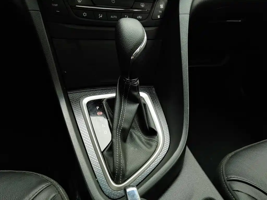 Buick Excelle — миниатюра 13