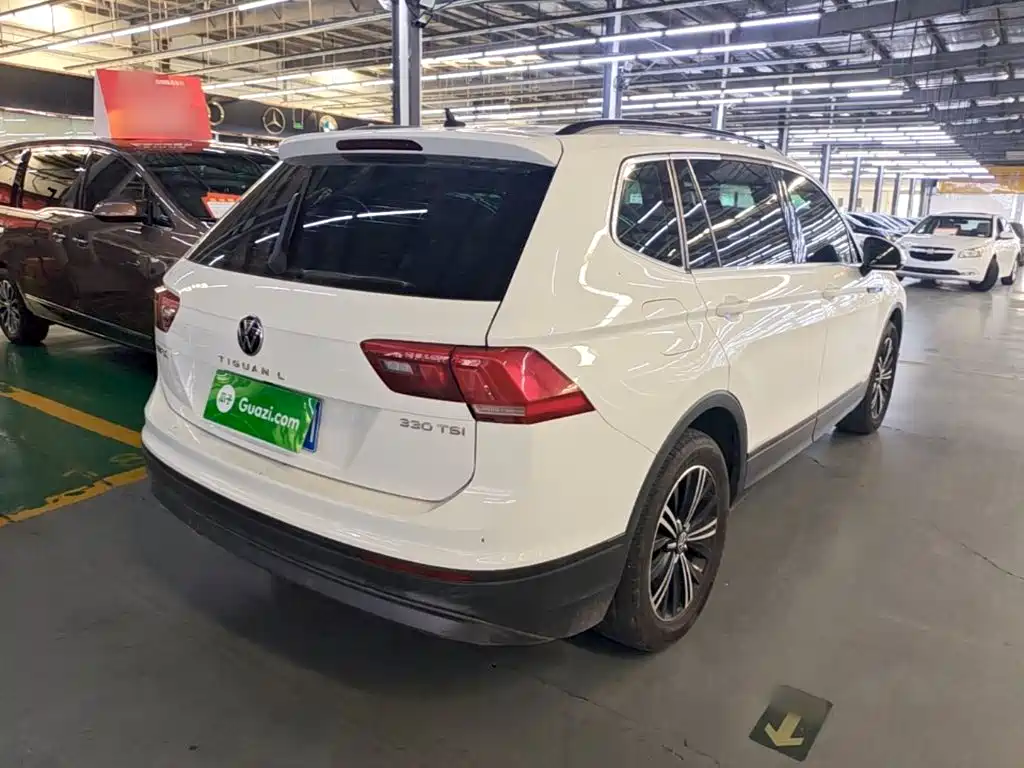 Volkswagen Tiguan L — миниатюра 7