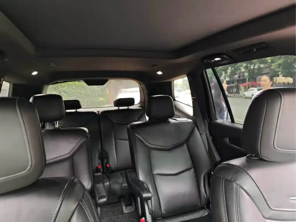 Cadillac XT6 — миниатюра 5