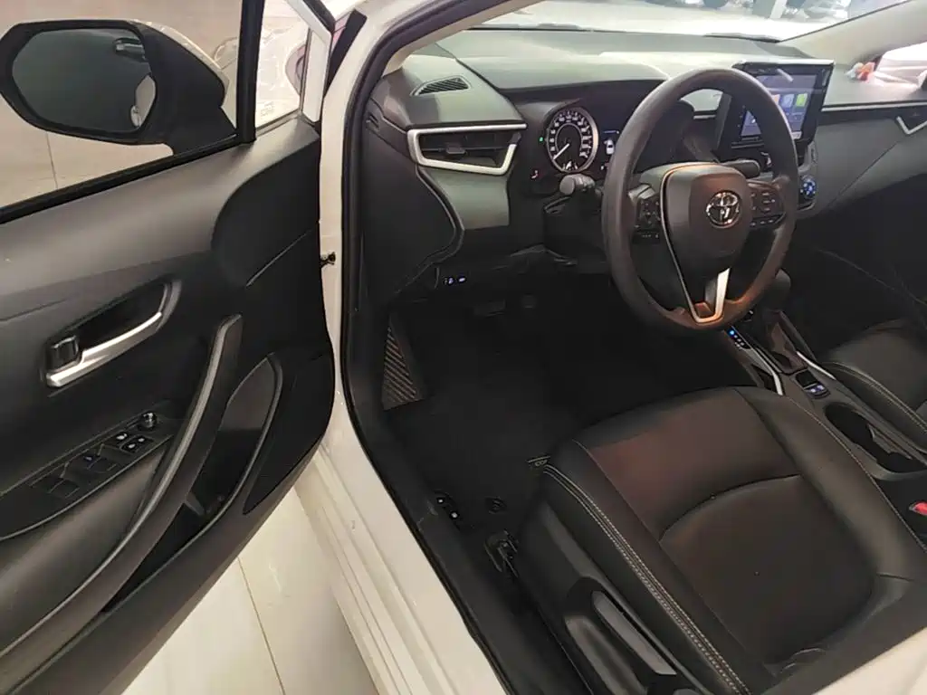 Toyota Corolla — миниатюра 16