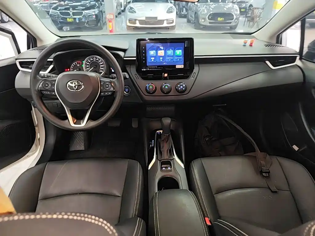 Toyota Corolla — миниатюра 10