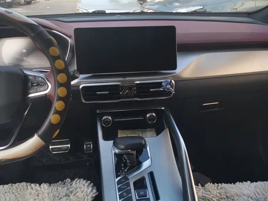 Geely Binyue — миниатюра 13