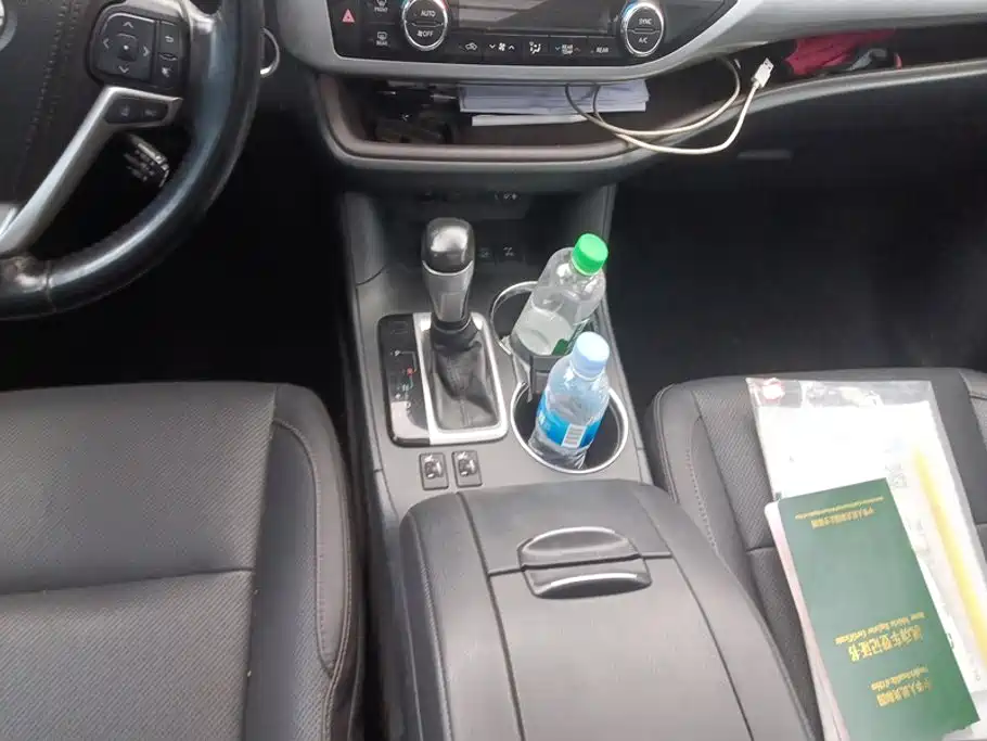 Toyota Highlander — миниатюра 16