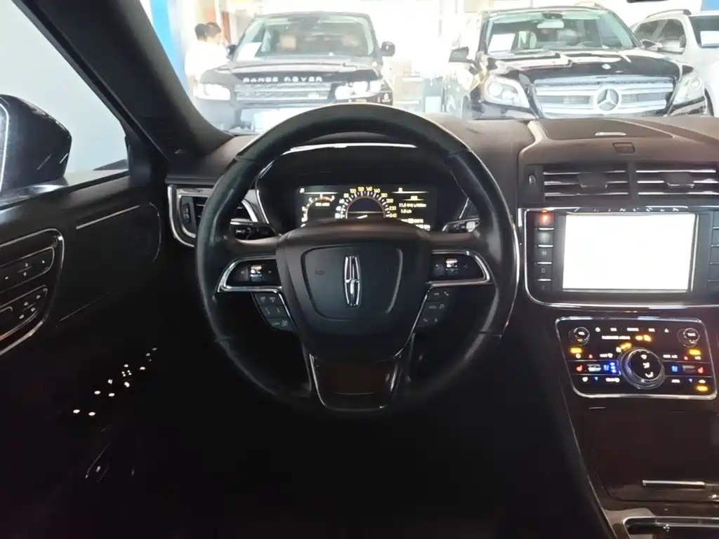 Lincoln Continental — миниатюра 11