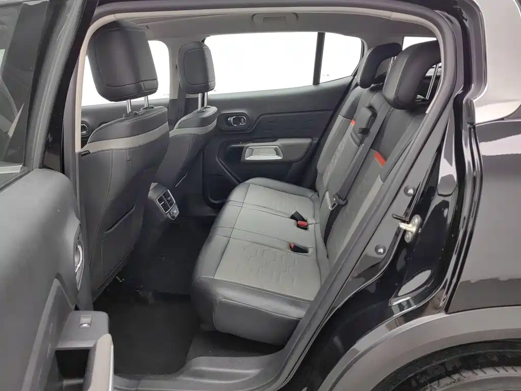 Citroen C5 AIRCROSS — миниатюра 15