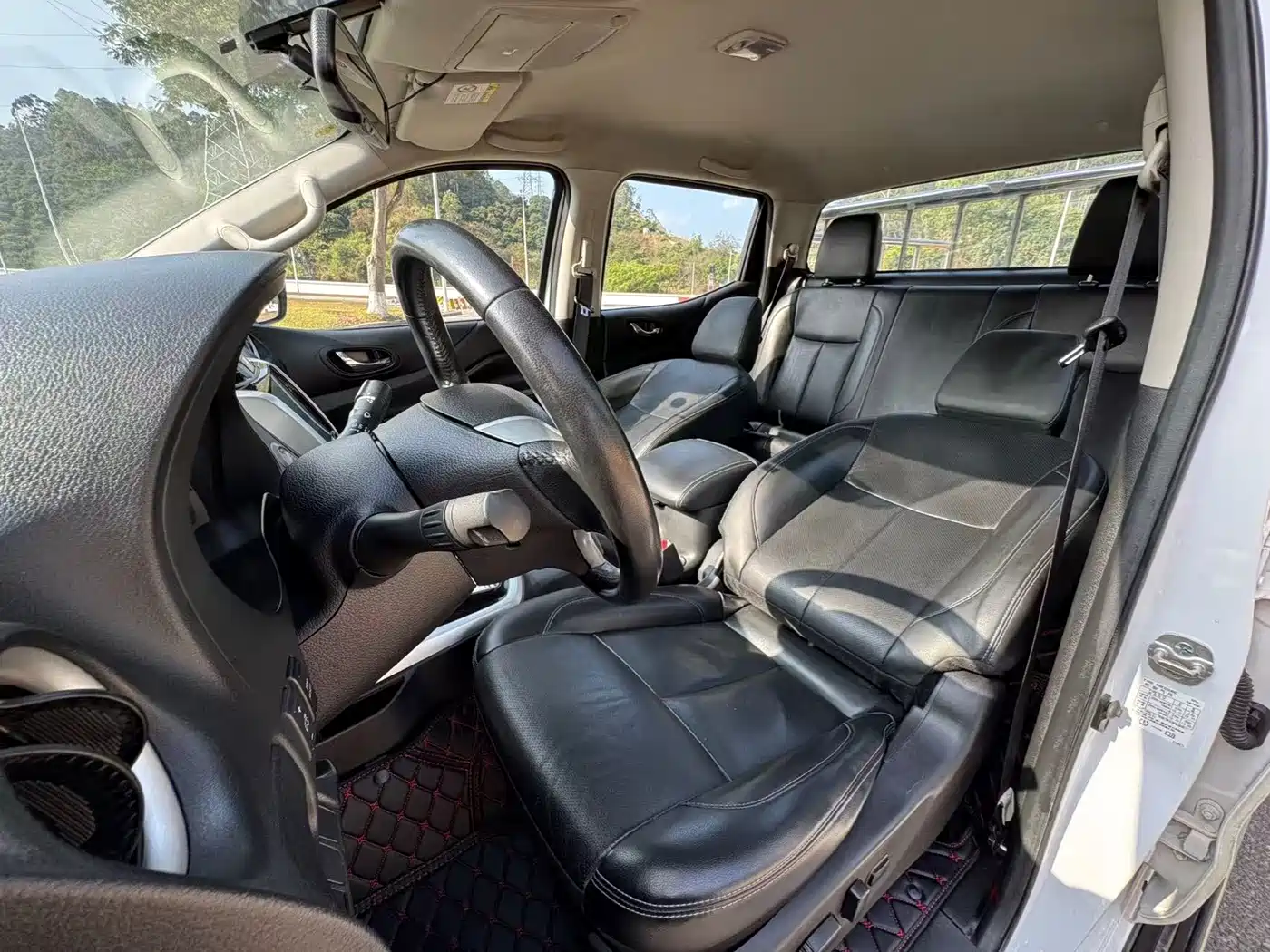 Nissan Navara 2022 Белый из Китая