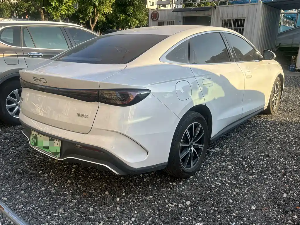 BYD Seal 06 — миниатюра 3