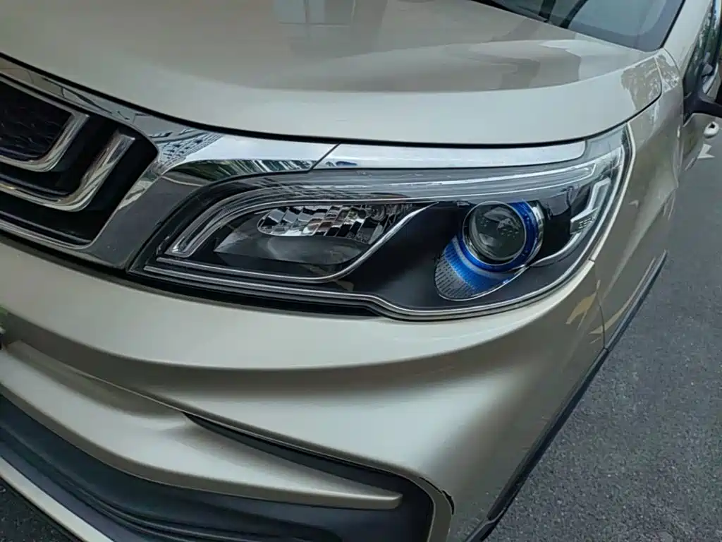 Geely Vision X3 — миниатюра 24